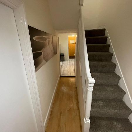 Big 3 Bedroom London House With 2 Bathroom Plumstead  Εξωτερικό φωτογραφία