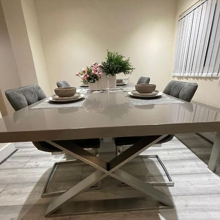 Big 3 Bedroom London House With 2 Bathroom Plumstead  Εξωτερικό φωτογραφία
