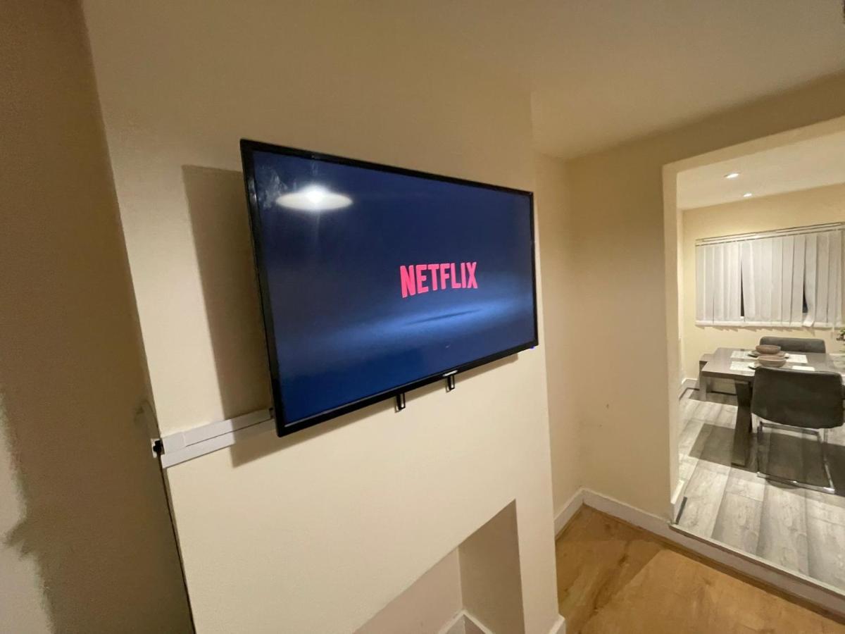 Big 3 Bedroom London House With 2 Bathroom Plumstead  Εξωτερικό φωτογραφία