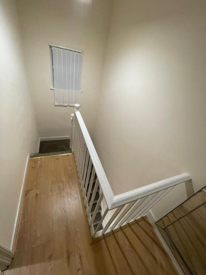 Big 3 Bedroom London House With 2 Bathroom Plumstead  Εξωτερικό φωτογραφία