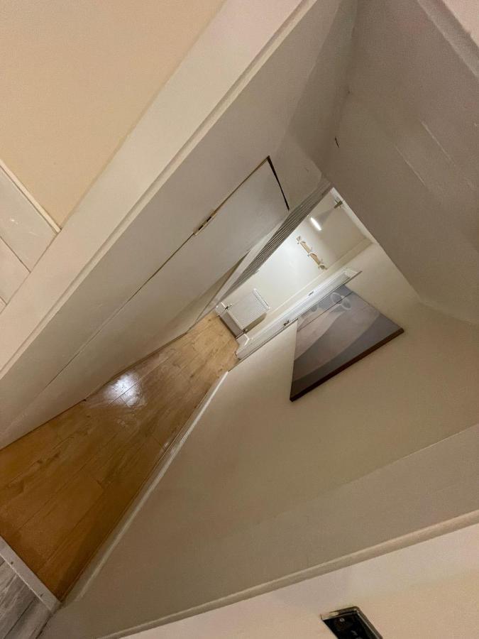 Big 3 Bedroom London House With 2 Bathroom Plumstead  Εξωτερικό φωτογραφία